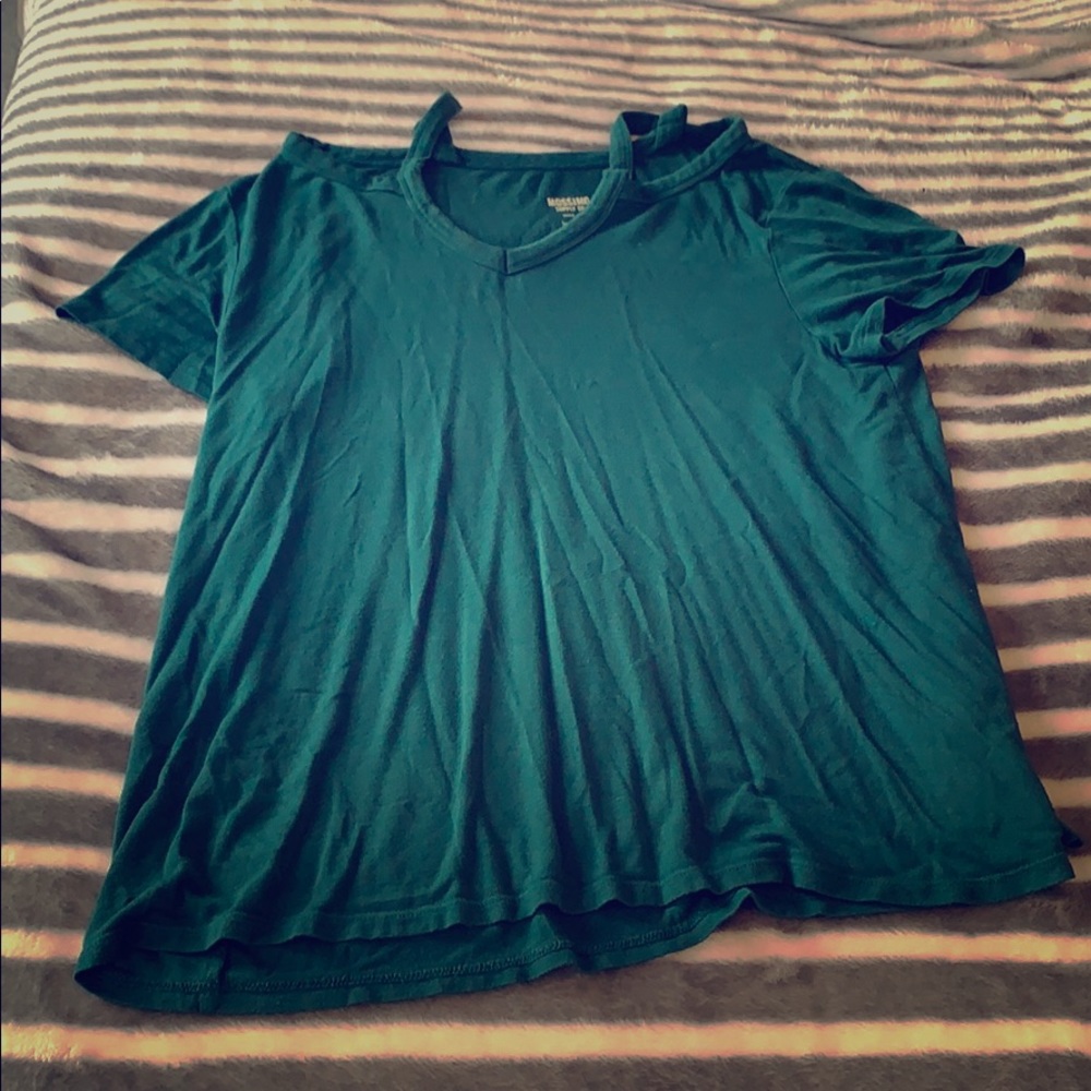 mossimo flowy off the shoulder top